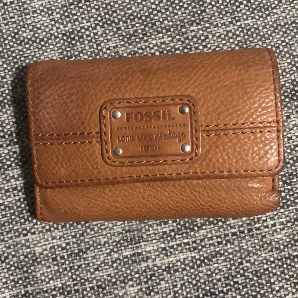 Women’s leather Fossil Wallet